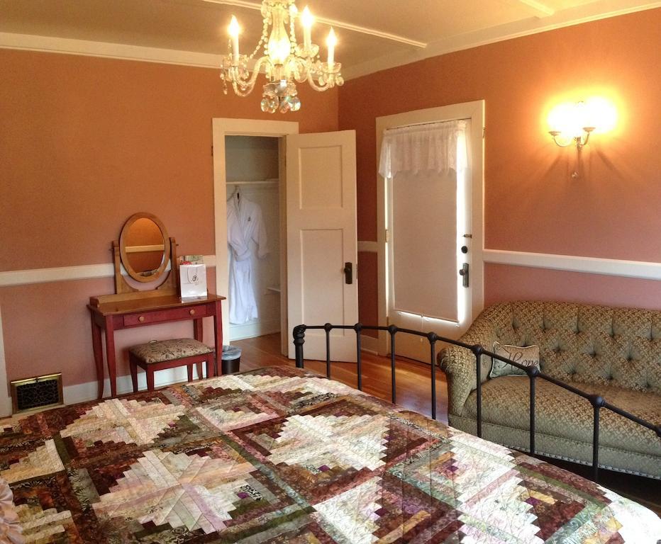 The Golden Leaf Inn Естес Парк Стая снимка
